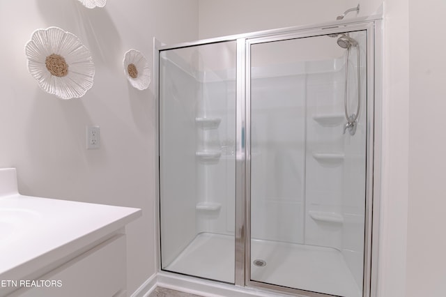 548 Cliff St, Morristown, TN 37814 - full bathroom featuring a stall shower and vanity