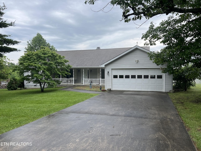 319 Grandview Dr, Sparta, TN 38583 - photo 1