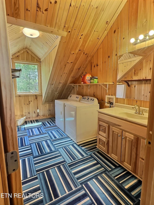 189 Bridle Way, Speedwell, TN 37870 - interior space featuring washer and dryer, a sink, wooden walls, lofted ceiling, and wood ceiling