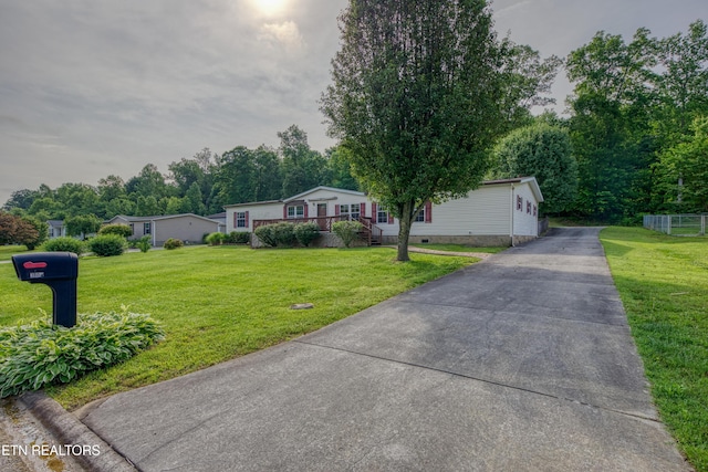 310 Abbott Rd, Lenoir City, TN 37771 - view of front of property featuring crawl space and a front yard