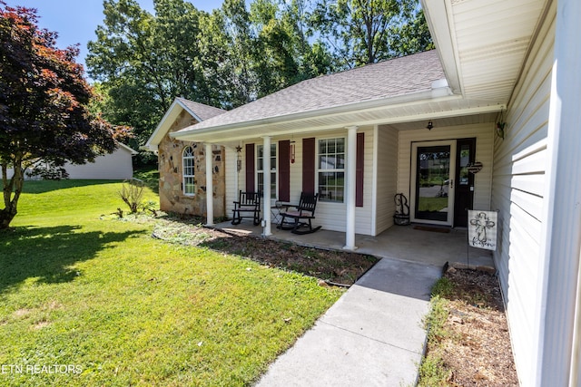 348 Willie D Dr, Jefferson City, TN 37760 - view of front of house with a shingled roof, a porch, and a front lawn