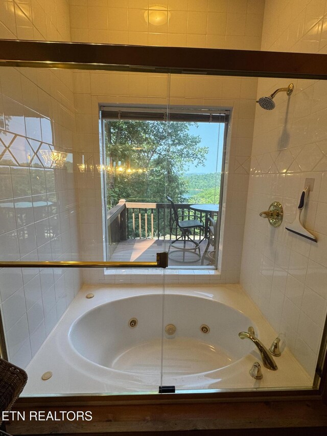 1186 Deerfield Way, Lafollette, TN 37766 - bathroom with a jetted tub