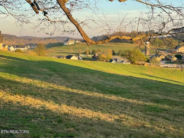 763 Eagle Point Dr, Loudon, TN 37774