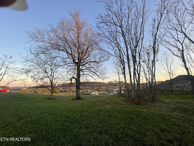 763 Eagle Point Dr, Loudon, TN 37774