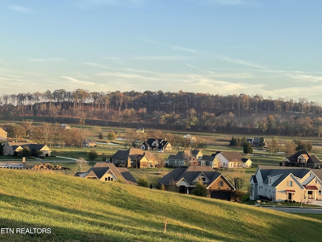 763 Eagle Point Dr, Loudon, TN 37774