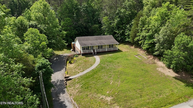 211 Jamie St, Maynardville, TN 37807 - aerial view of property and surrounding area with a forest