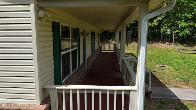 211 Jamie St, Maynardville, TN 37807 - wooden terrace with a porch