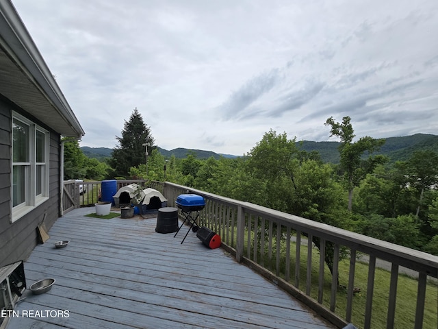 291 Tall Oaks Dr, Pennington Gap, VA 24277 - wooden deck featuring a mountain view