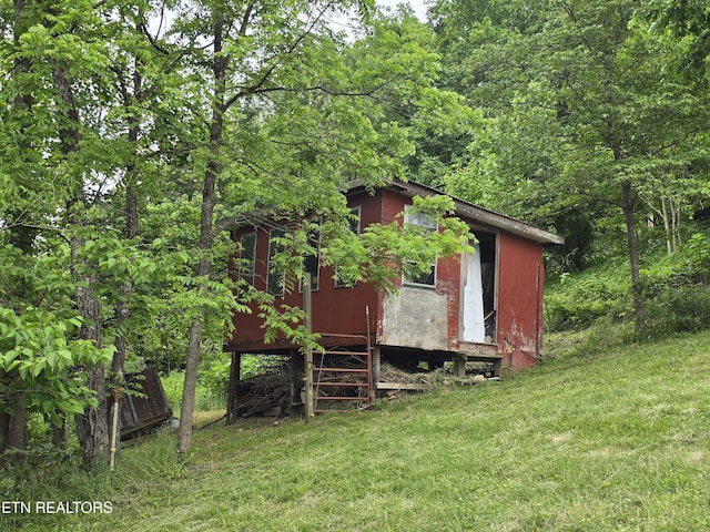 291 Tall Oaks Dr, Pennington Gap, VA 24277 - view of outdoor structure with a view of trees and an outbuilding