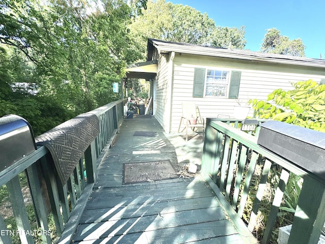 108 E Hunter Cir, Oak Ridge, TN 37830 - view of wooden deck