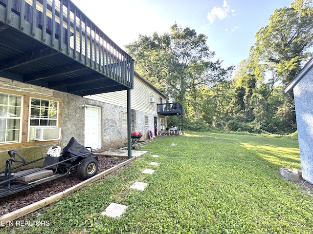 108 E Hunter Cir, Oak Ridge, TN 37830 - view of green lawn with cooling unit and a balcony