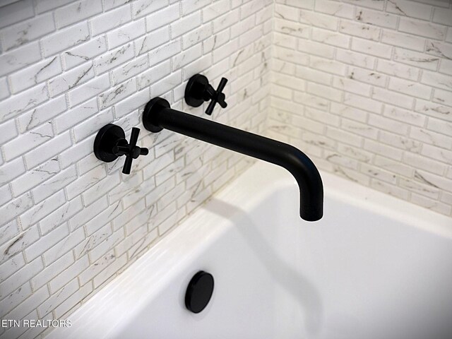1146 Moodyville Loop, Byrdstown, TN 38549 - bathroom view