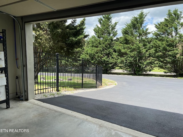 1018 Southwind Cir, Dandridge, TN 37725 - view of road featuring a gate