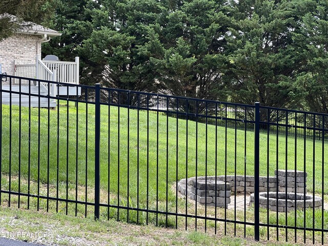 1018 Southwind Cir, Dandridge, TN 37725 - view of gate