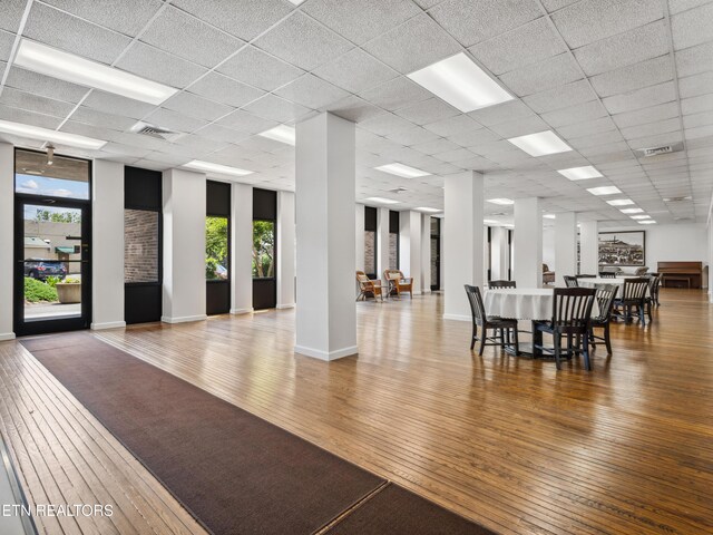 203 Regal Tower, Maryville, TN 37804 - building lobby featuring a drop ceiling