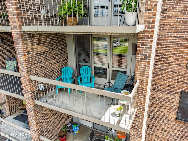 203 Regal Tower, Maryville, TN 37804 - view of wooden terrace