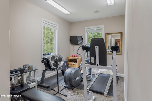 111 Winchester Cir, Oak Ridge, TN 37830 - exercise room with baseboards