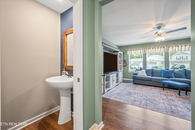 9502 Joy Denise Ln, Heiskell, TN 37754 - photo 5