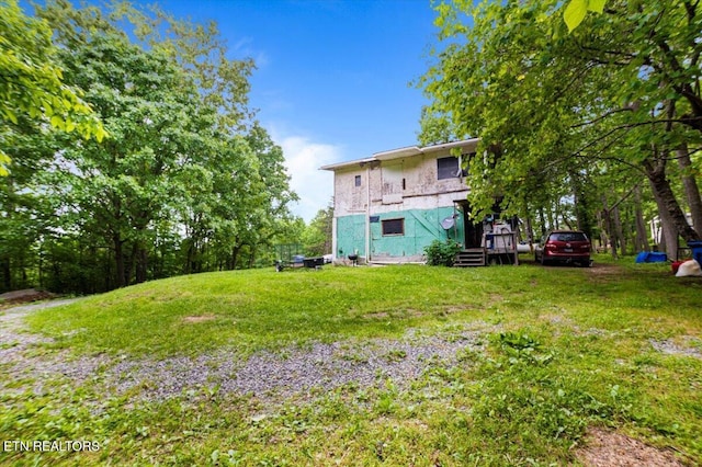 157 Chestnut Cir, Lafollette, TN 37766 - view of green lawn