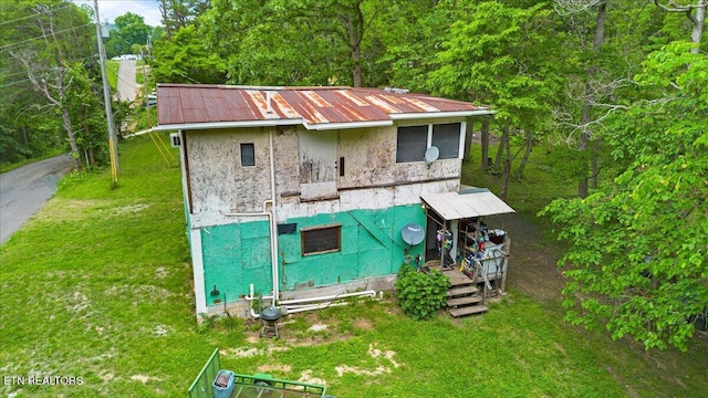 157 Chestnut Cir, Lafollette, TN 37766 - view of front of home featuring stucco siding and metal roof