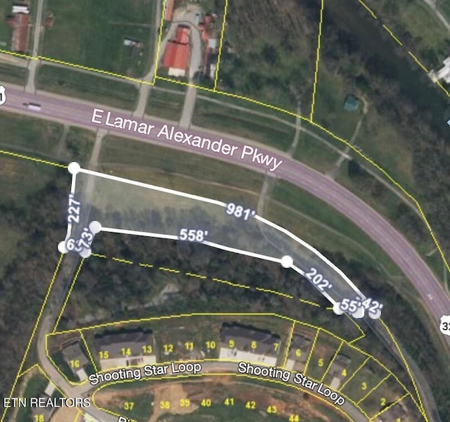 E Lamar Alexander Pkwy, Townsend, TN 37882
