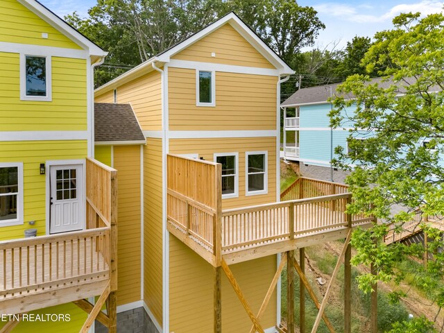 270 W Main St, Dandridge, TN 37725 - back of house with a wooden deck and roof with shingles