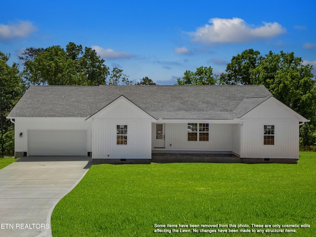 136 Dudley Ln, Tazewell, TN 37879 - modern farmhouse with crawl space, an attached garage, a front yard, and roof with shingles