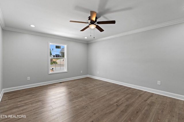 136 Dudley Ln, Tazewell, TN 37879 - unfurnished room featuring ceiling fan, dark wood finished floors, baseboards, recessed lighting, and ornamental molding