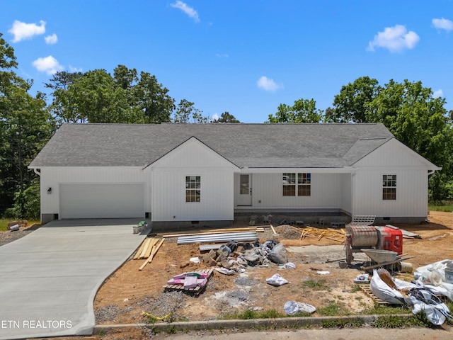 136 Dudley Ln, Tazewell, TN 37879 - view of front of house featuring crawl space, roof with shingles, an attached garage, and driveway