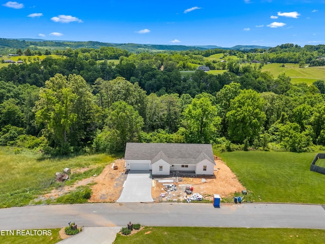 136 Dudley Ln, Tazewell, TN 37879 - aerial view of property and surrounding area featuring a forest