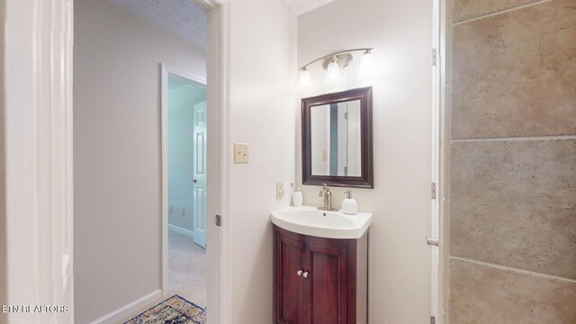 1859 Poplar Hill Rd, Knoxville, TN 37922 - bathroom with vanity and baseboards