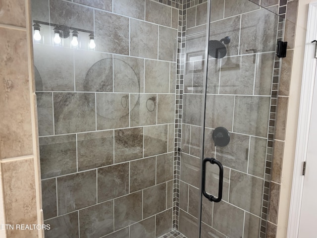 1847 Chinkapin Trl, Monterey, TN 38574 - bathroom with a stall shower
