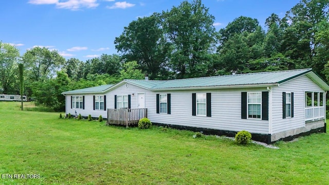 3231 Lake City Hwy, Rocky Top, TN 37769 - photo 1