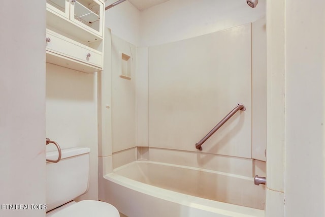 4003 Valley View Dr Unit 6, Knoxville, TN 37917 - bathroom with toilet and shower / tub combination