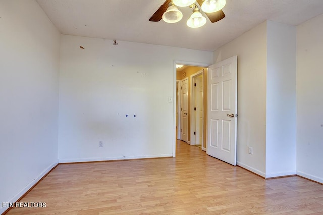 4003 Valley View Dr Unit 6, Knoxville, TN 37917 - spare room featuring light wood-style floors, ceiling fan, and baseboards