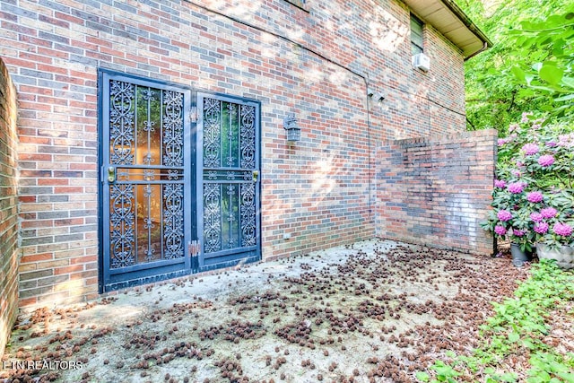 4003 Valley View Dr Unit 6, Knoxville, TN 37917 - view of exterior entry with brick siding