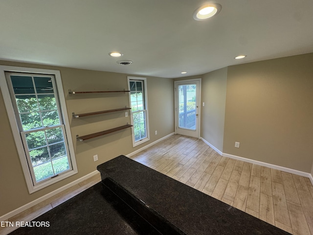 118 Toqua Club Way, Loudon, TN 37774 - entryway with wood finished floors, recessed lighting, and baseboards