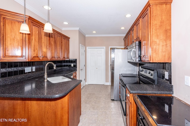 210 Oologila Pl, Loudon, TN 37774 - kitchen featuring appliances with stainless steel finishes, a sink, brown cabinetry, recessed lighting, and backsplash