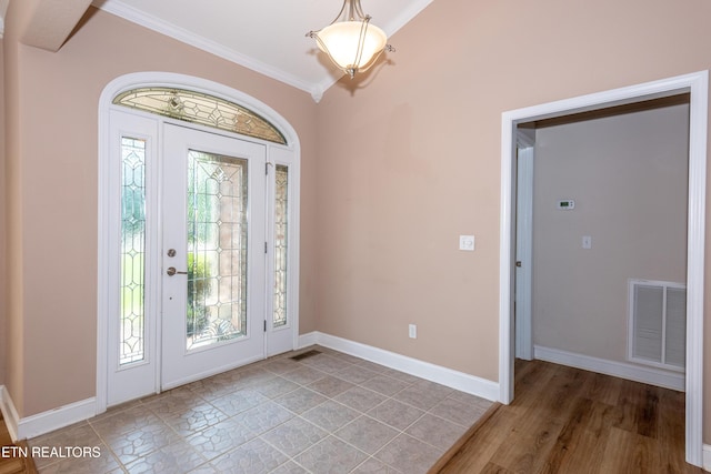 210 Oologila Pl, Loudon, TN 37774 - foyer featuring crown molding and baseboards