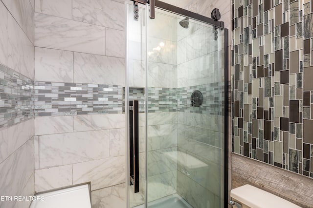 3305 Leonard Huskey Ln, Pigeon Forge, TN 37863 - full bathroom with toilet and a shower stall