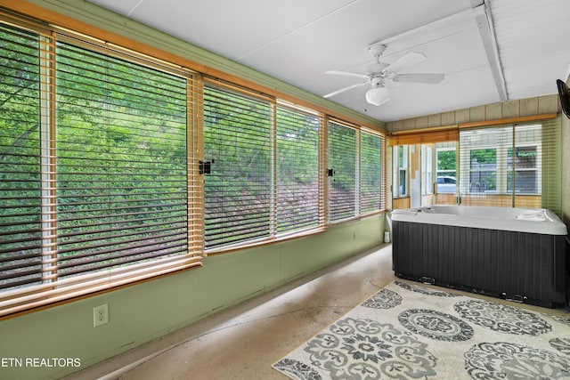 3305 Leonard Huskey Ln, Pigeon Forge, TN 37863 - sunroom / solarium featuring a jacuzzi, a ceiling fan, and plenty of natural light