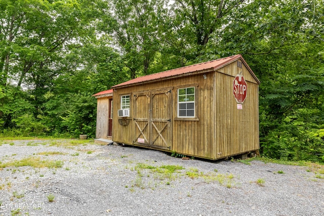 3305 Leonard Huskey Ln, Pigeon Forge, TN 37863 - view of shed featuring cooling unit