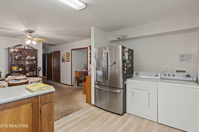 205 Newcastle Rd, Knoxville, TN 37909 - laundry area with independent washer and dryer, a ceiling fan, and light wood finished floors