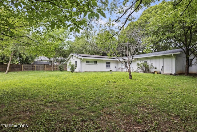 205 Newcastle Rd, Knoxville, TN 37909 - view of yard