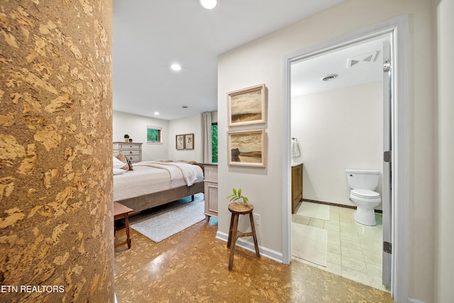 1907 Oakwood Rd, Walland, TN 37886 - bedroom featuring recessed lighting, ensuite bathroom, and baseboards