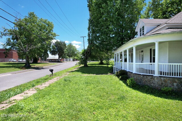 309 Englewood Ave, Englewood, TN 37329 - photo 4