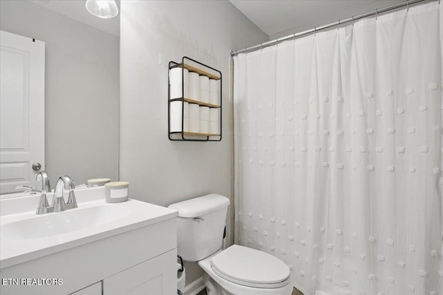 3950 Cherokee Woods Way Unit 204, Knoxville, TN 37920 - bathroom with vanity, toilet, and curtained shower
