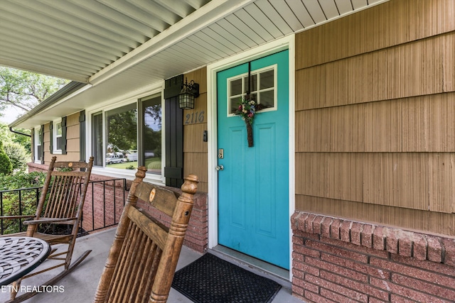2116 Pleasant View Rd, Knoxville, TN 37914 - property entrance with a porch