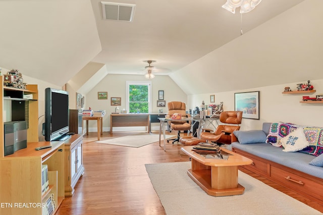 670 Hawk View Dr, Townsend, TN 37882 - living area featuring a ceiling fan, light wood-style floors, and vaulted ceiling