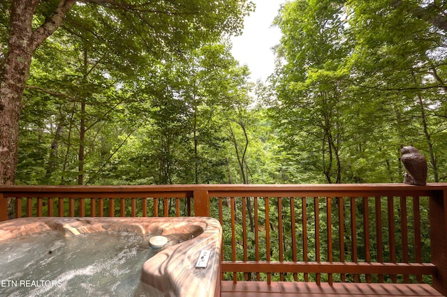 556 Wildwood Forest Way, Sevierville, TN 37876 - view of wooden deck